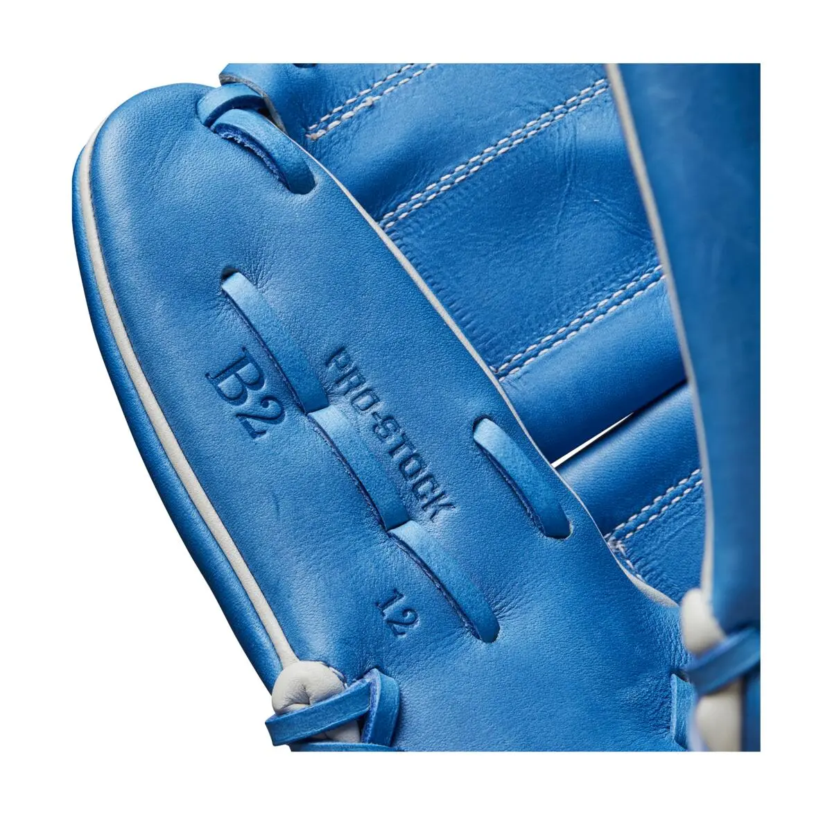 2023 Wilson A2000 Love The Moment B2 12" Pitcher's Baseball Glove: WBW10084612 - Image 8