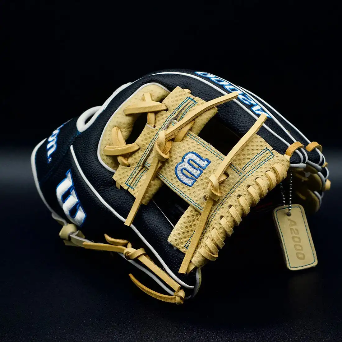 2023 Wilson A2000 South Region SM 11.5" Spin Control Infield Baseball Glove: WBW101301115 - Image 5