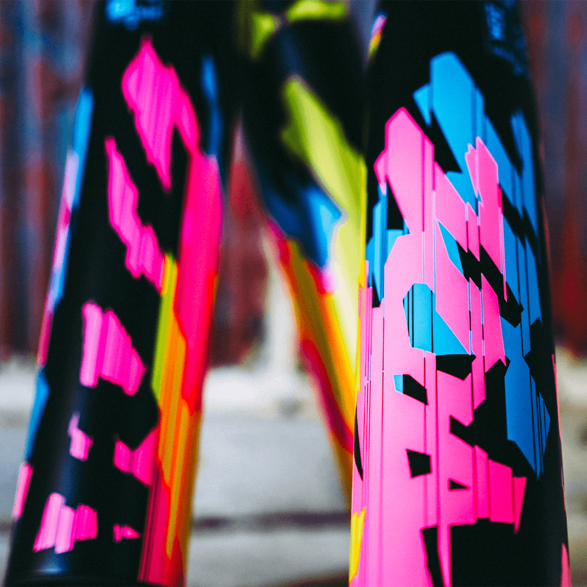 2022 DeMarini Zoa Glitch (-5) USSSA Baseball Bat: WBD2357010 - Image 4