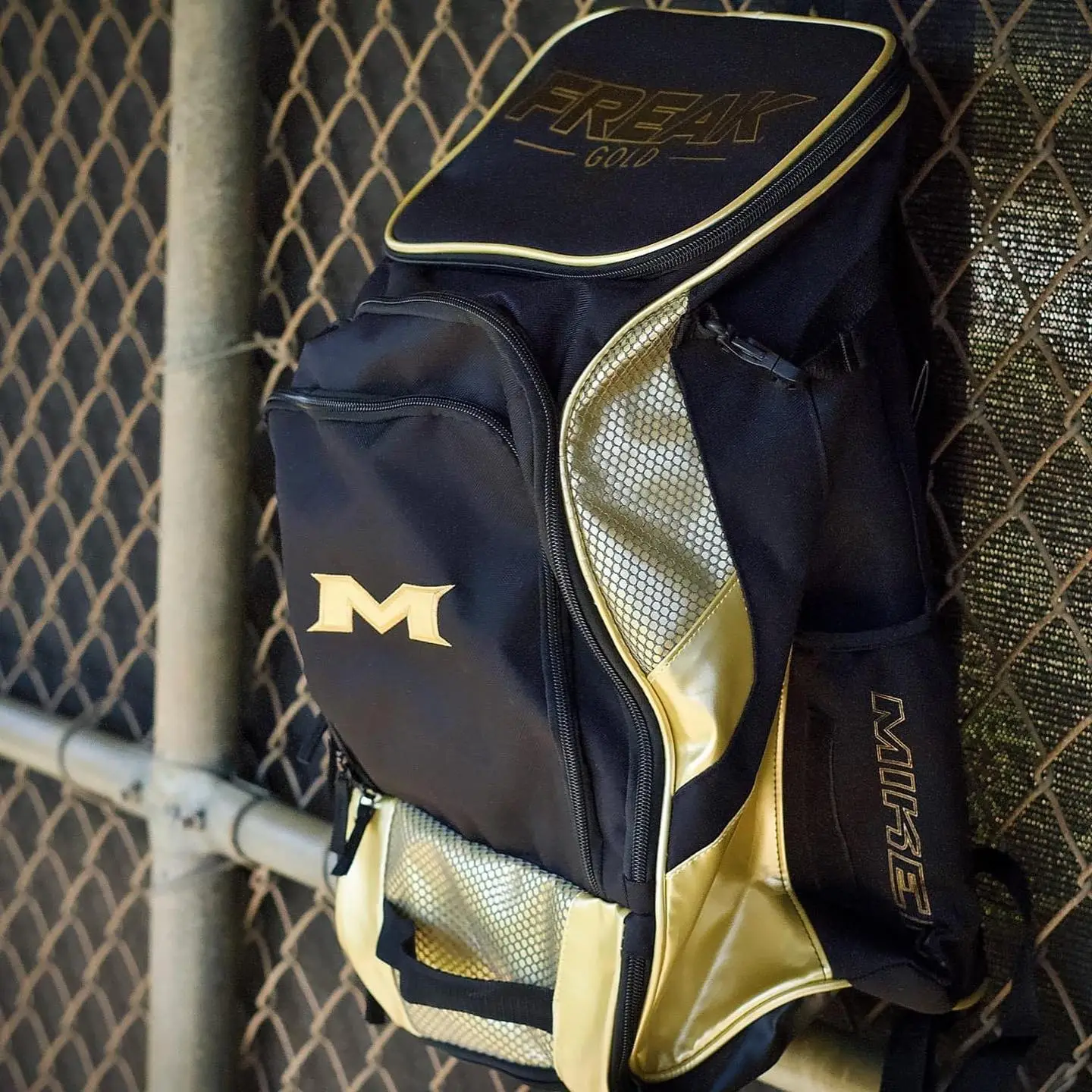 2022 Miken MK7X Baseball & Softball Backpack (Freak Gold Series): MKMK7X-BP-GLD - Image 2